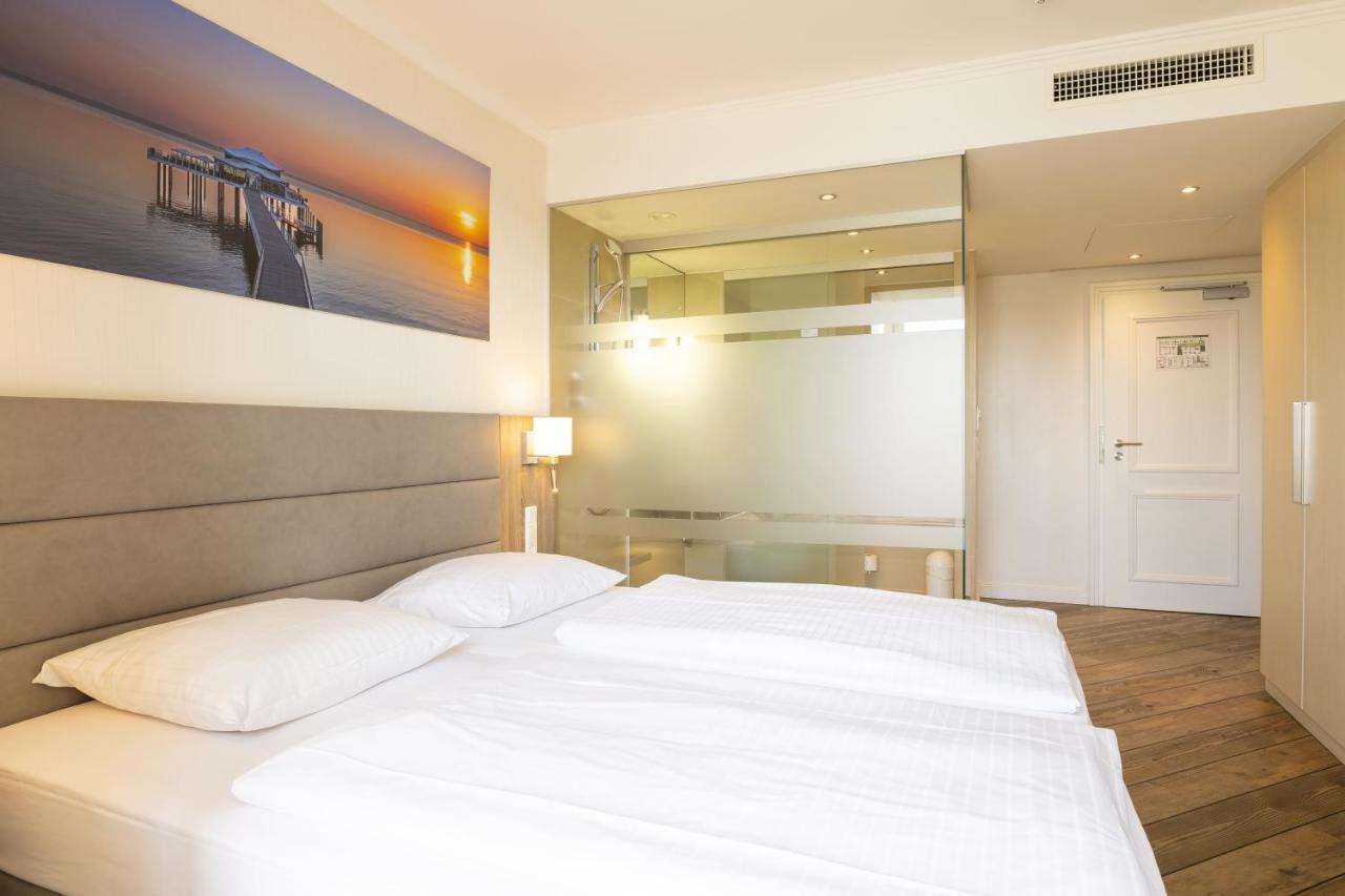 Vier Jahreszeiten Hotel 4*